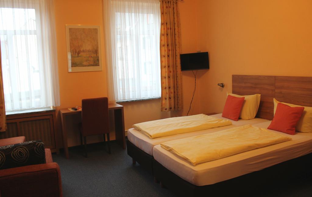 Zur Lindenau Hotel Ruedesheim am Rhein Luaran gambar